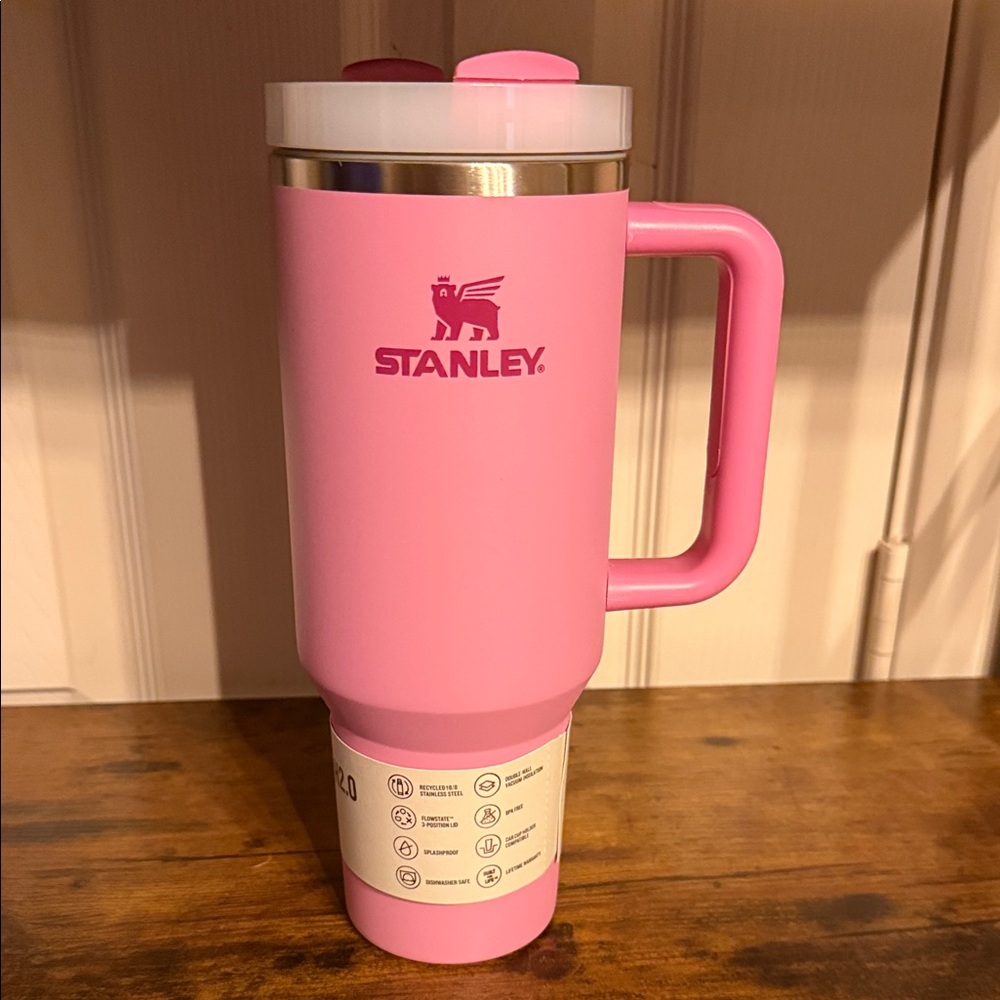 Stanley Classic Pink Insulated Mug